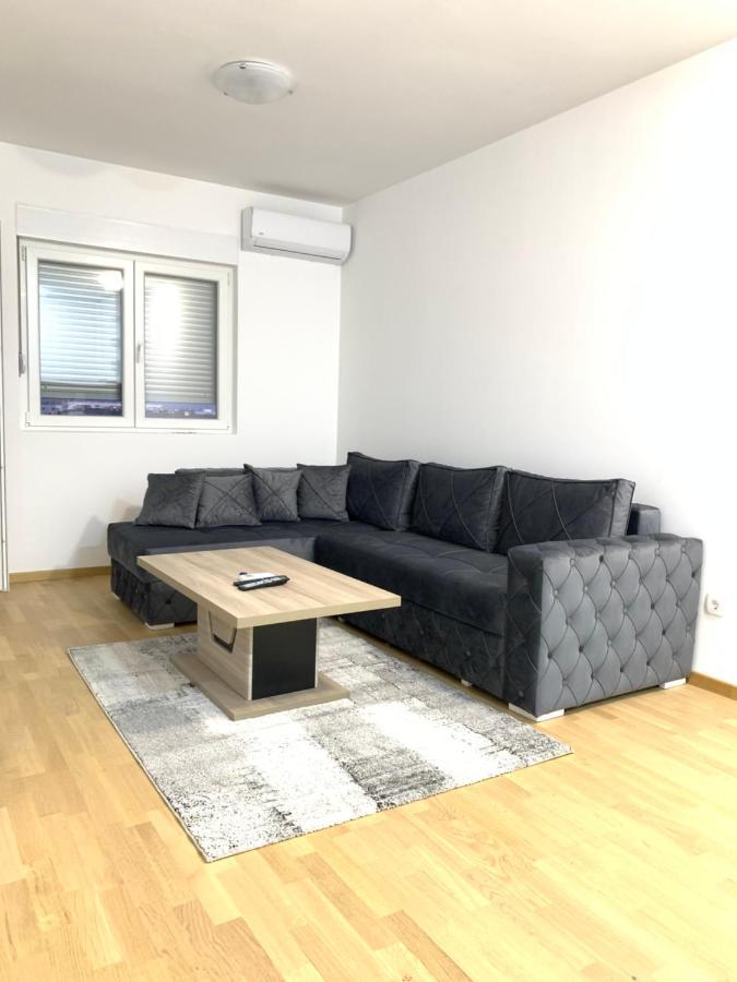 Apartment 45M2 Podgorica Bagian luar foto