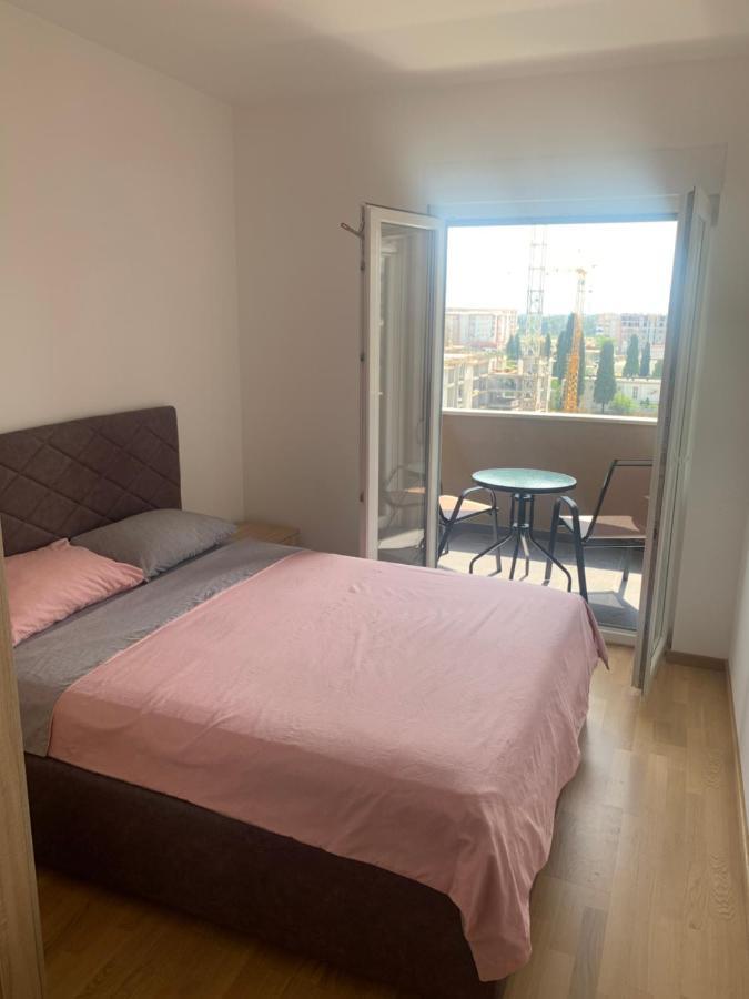 Apartment 45M2 Podgorica Bagian luar foto