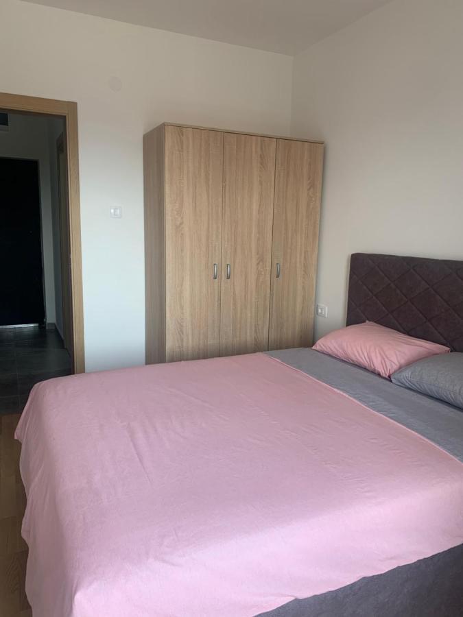Apartment 45M2 Podgorica Bagian luar foto